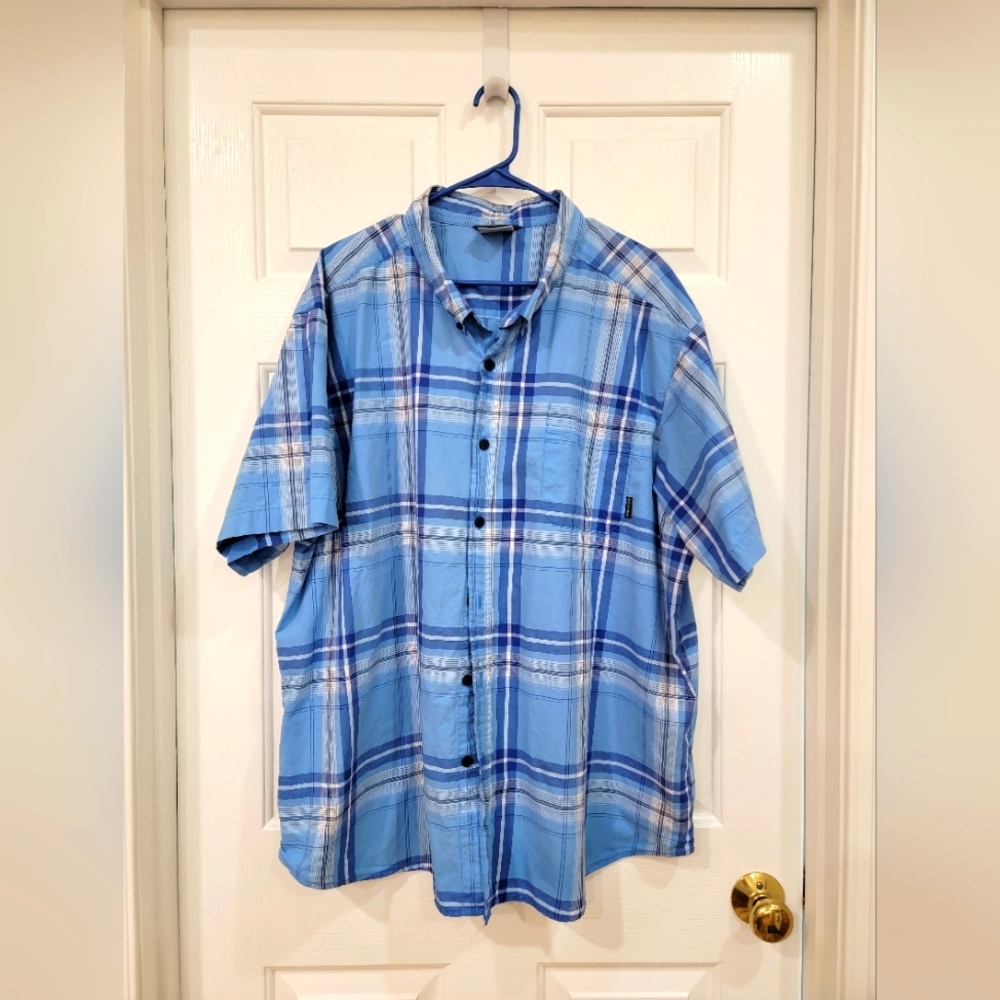 Men's Columbia short sleeve shirt